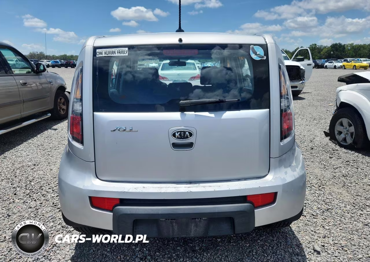 2011 Kia Soul Base VIN:KNDJT2A19B7721166 - 6