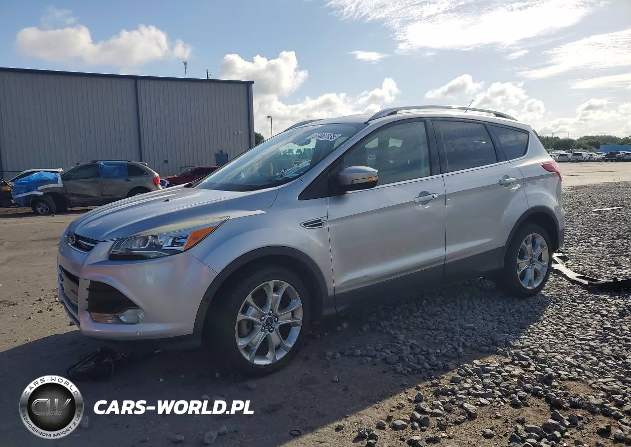 2015 Ford Escape Titanium – zdjęcie 1 z 13
