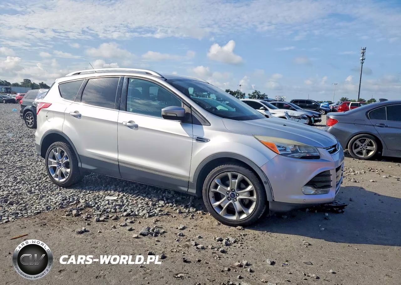 2015 Ford Escape Titanium VIN:1FMCU0JXXFUA73743 - 4