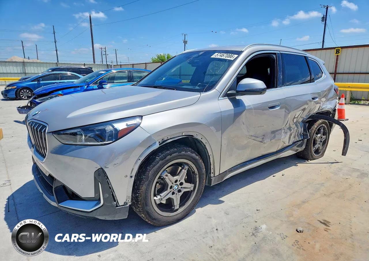2025 BMW X1 xDrive28I VIN:WBX73EF00S5166652 - 1