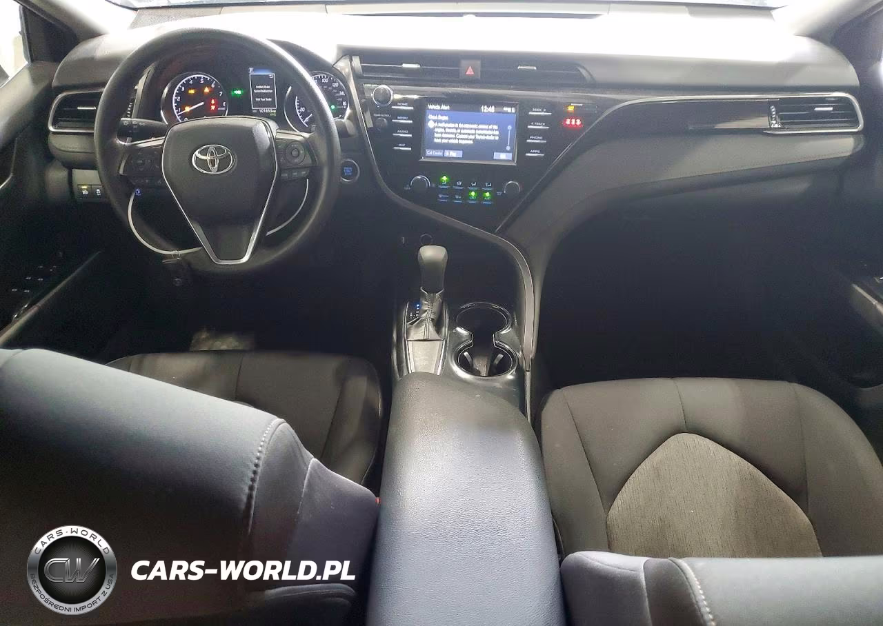 2019 Toyota Camry Le VIN:4T1B11HK5KU697870 - 8