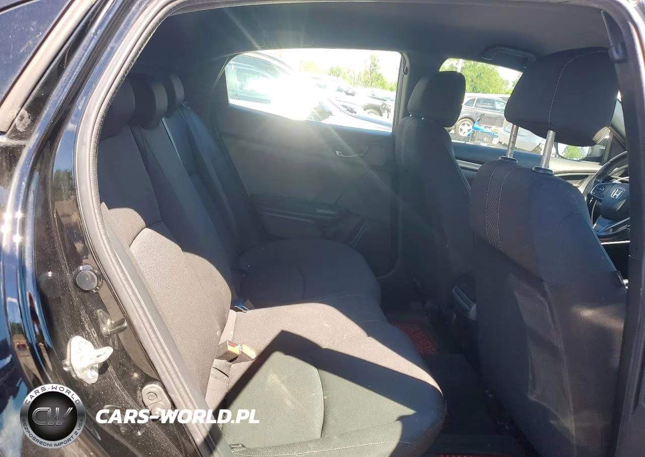 2018 Honda Civic Sport VIN:SHHFK7H41JU411686 - 10