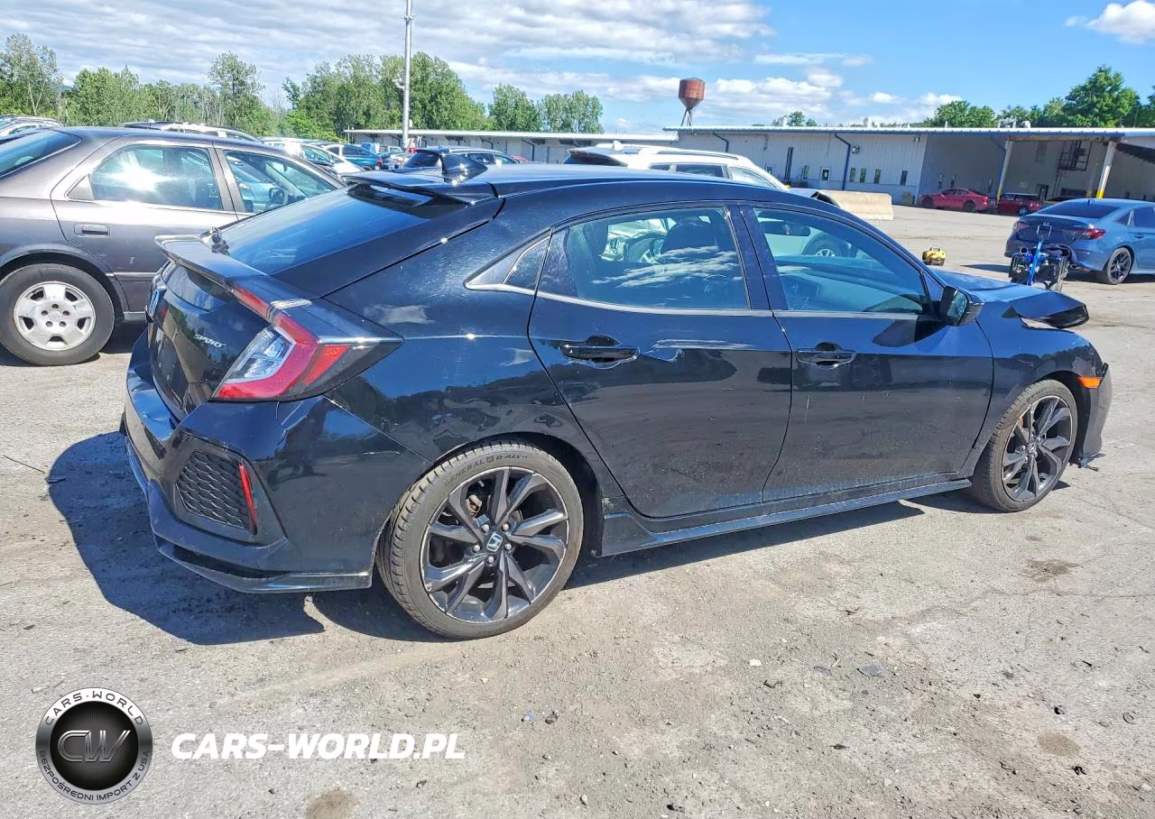 2018 Honda Civic Sport VIN:SHHFK7H41JU411686 - 3