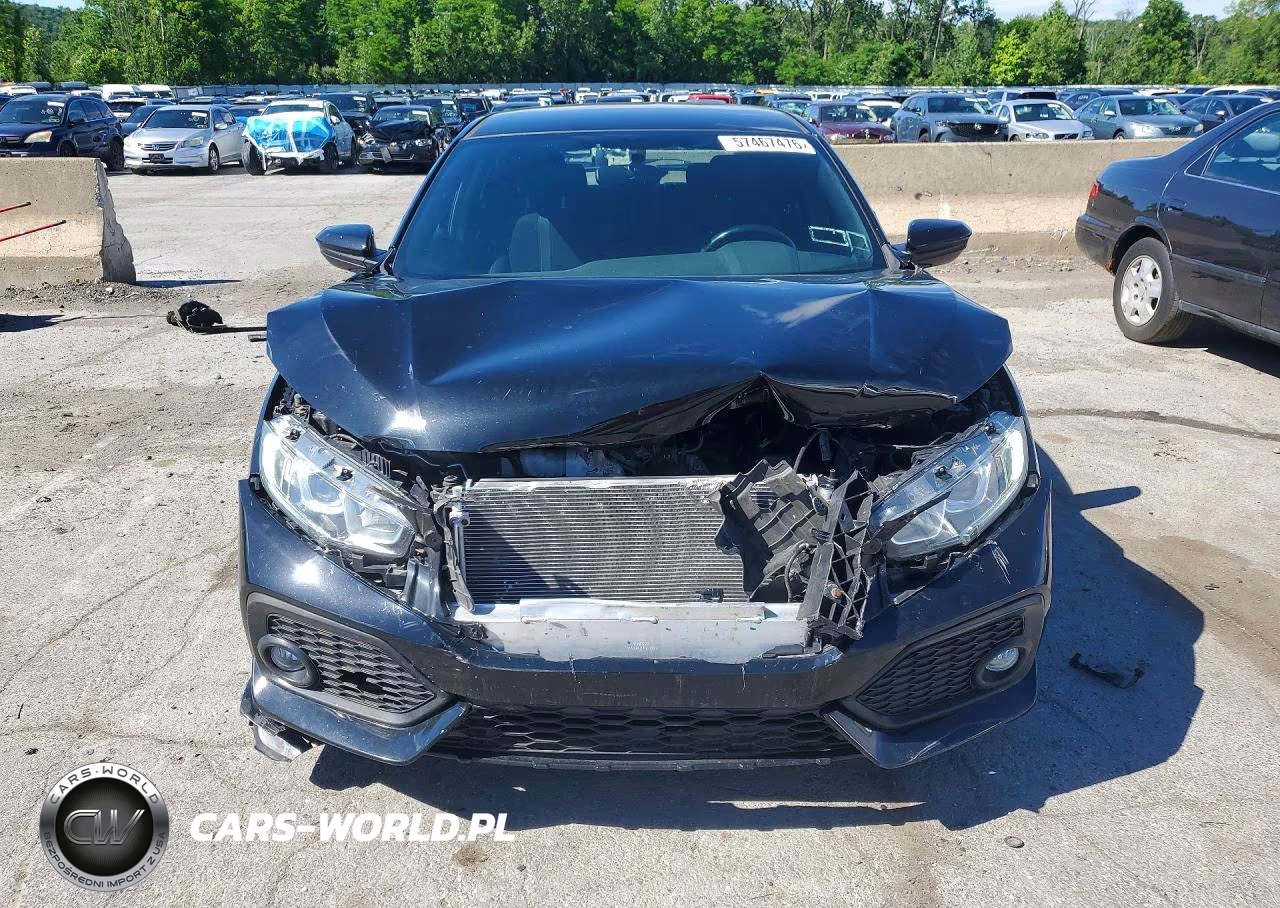 2018 Honda Civic Sport VIN:SHHFK7H41JU411686 - 5