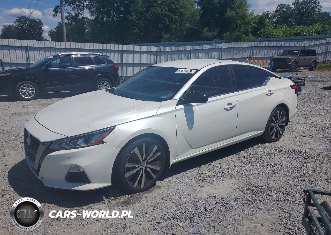 2020 Nissan Altima Sr – zdjęcie 1 z 12