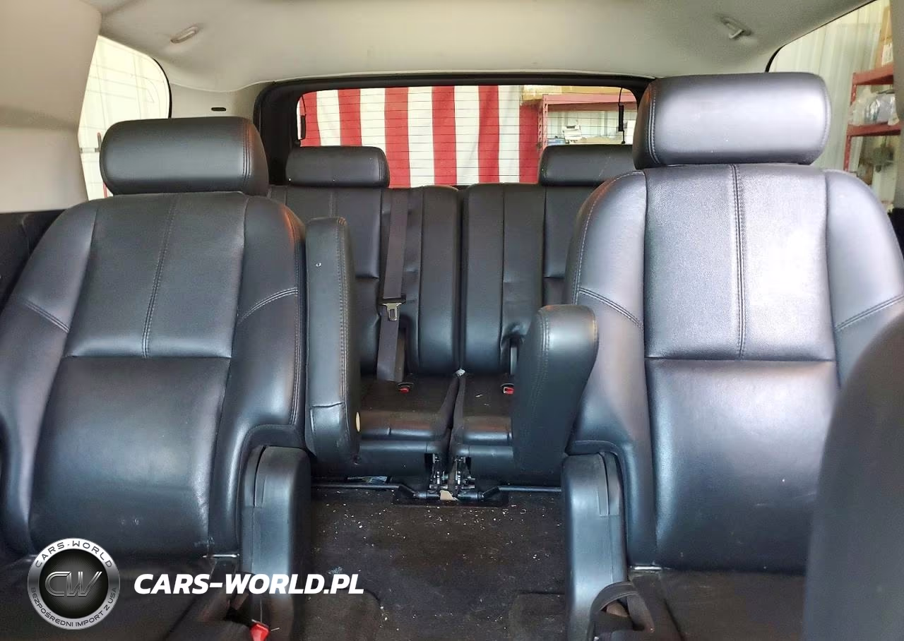 2007 Chevrolet Tahoe K1500 VIN:1GNFK13027J406136 - 10