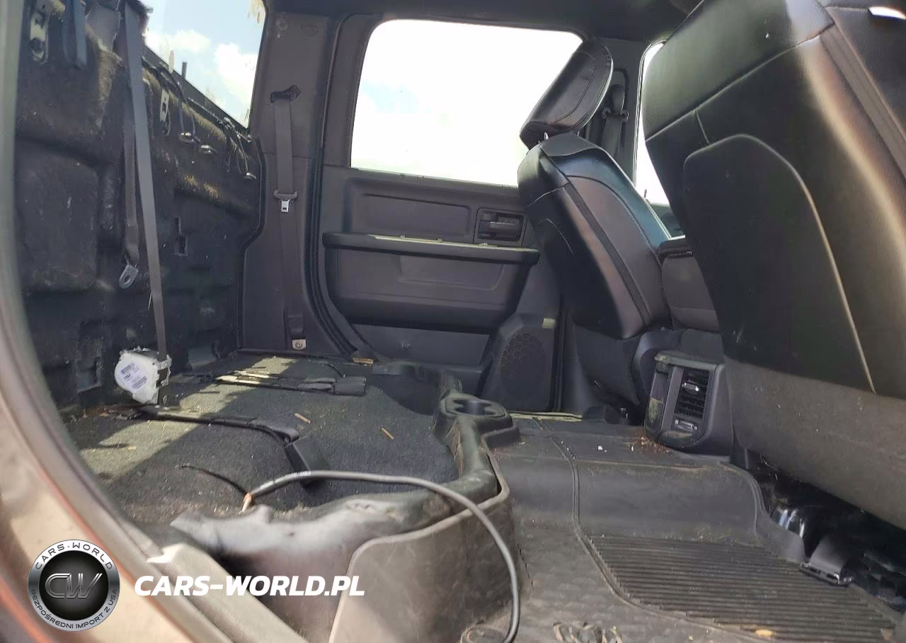 2023 Ram 2500 Tradesman VIN:3C6UR5CL1PG570001 - 10