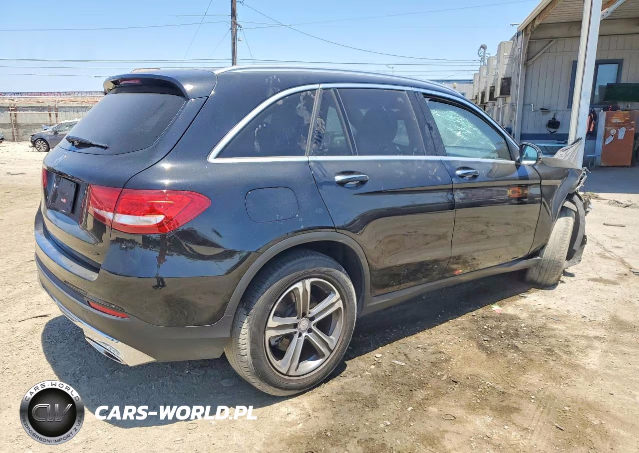 2017 Mercedes-Benz Glc 300 VIN:WDC0G4JB7HF138852 - 3