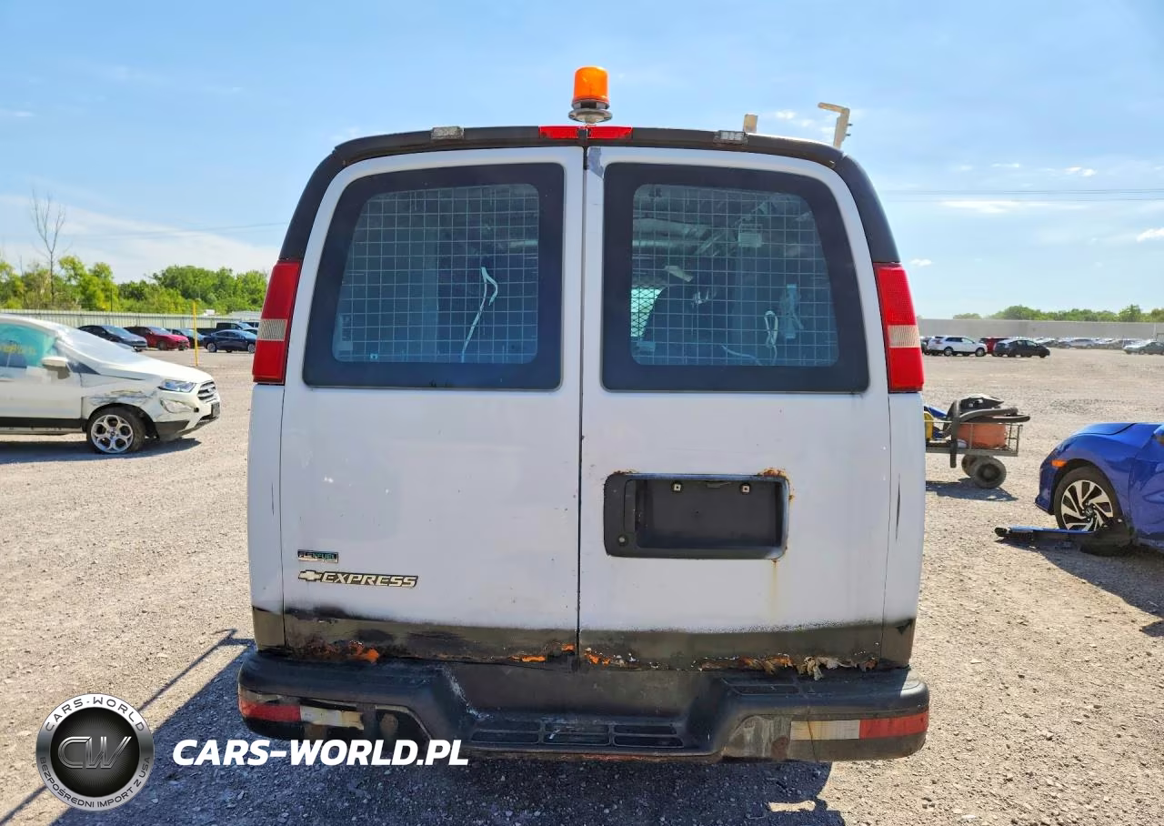 2010 Chevrolet Express G2500 VIN:1GCZGFBA0A1175310 - 6