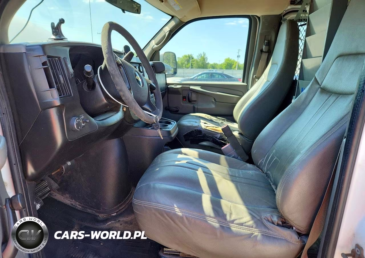 2010 Chevrolet Express G2500 VIN:1GCZGFBA0A1175310 - 7