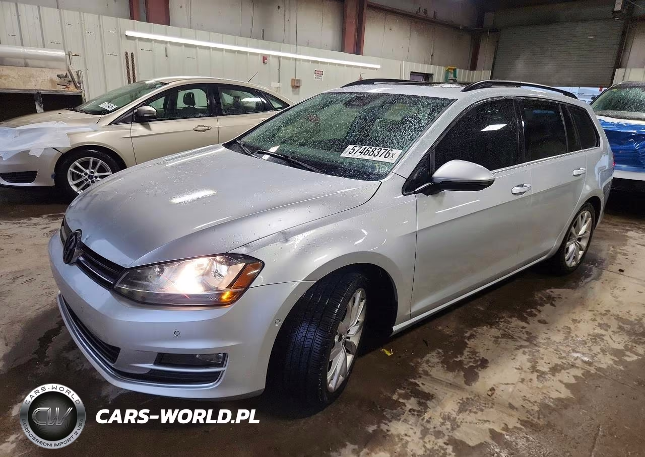 2016 Volkswagen Golf Sportwagen S