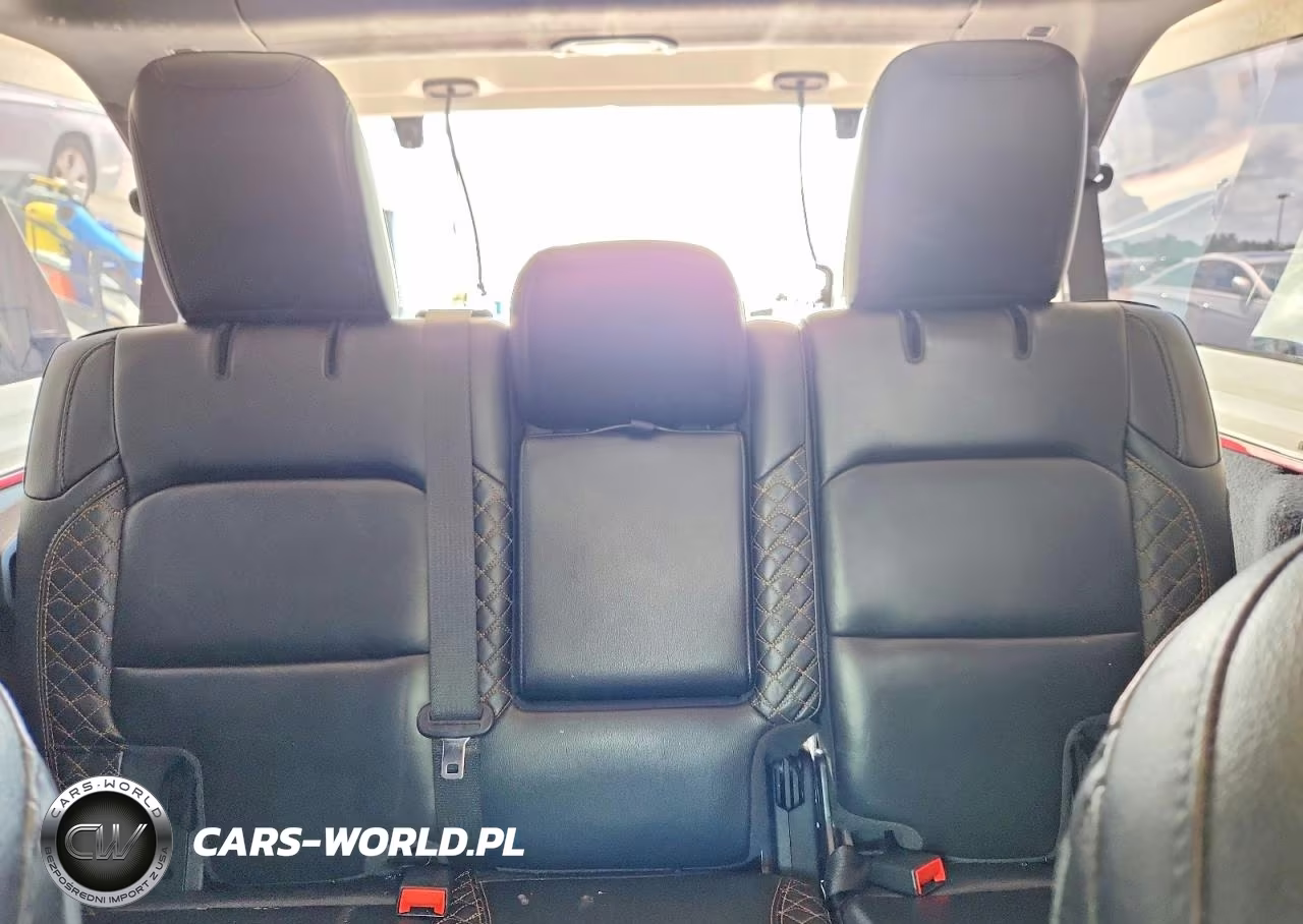 2021 Jeep Wrangler Unlimited Sahara VIN:1C4HJXEN6MW692586 - 10