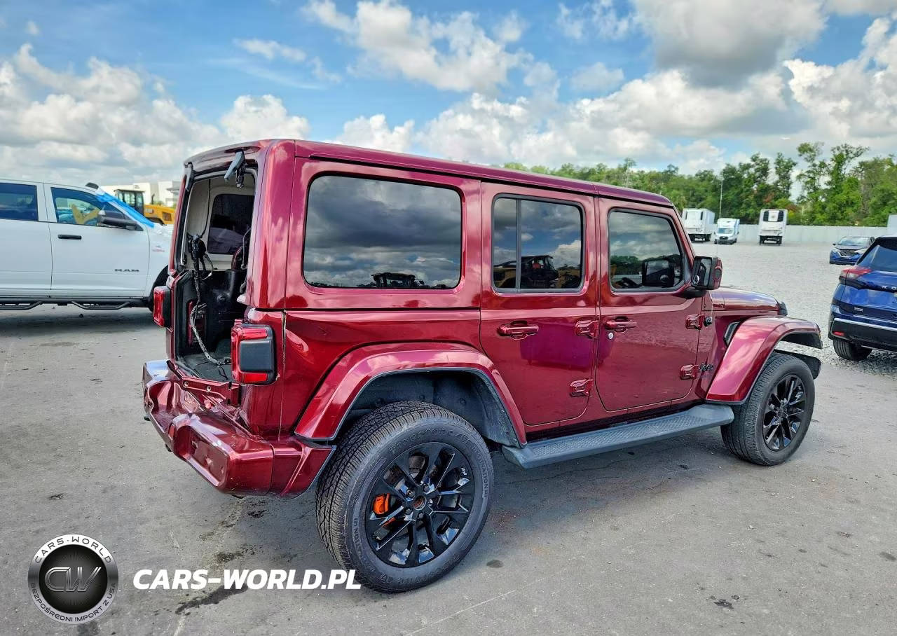 2021 Jeep Wrangler Unlimited Sahara VIN:1C4HJXEN6MW692586 - 3