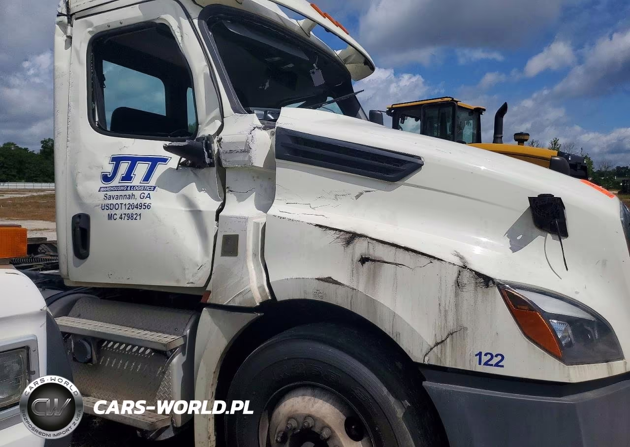 2019 Freightliner Cascadia 126 VIN:3AKJHLDV6KSKE0829 - 9
