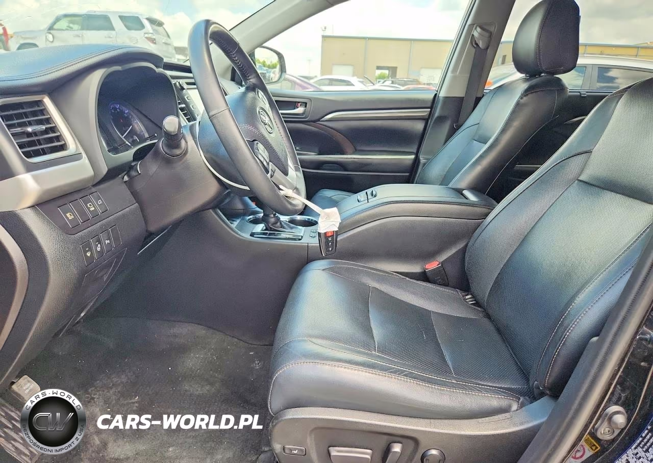 2019 Toyota Highlander Hybrid Limited Platinum VIN:5TDDGRFH3KS054746 - 7