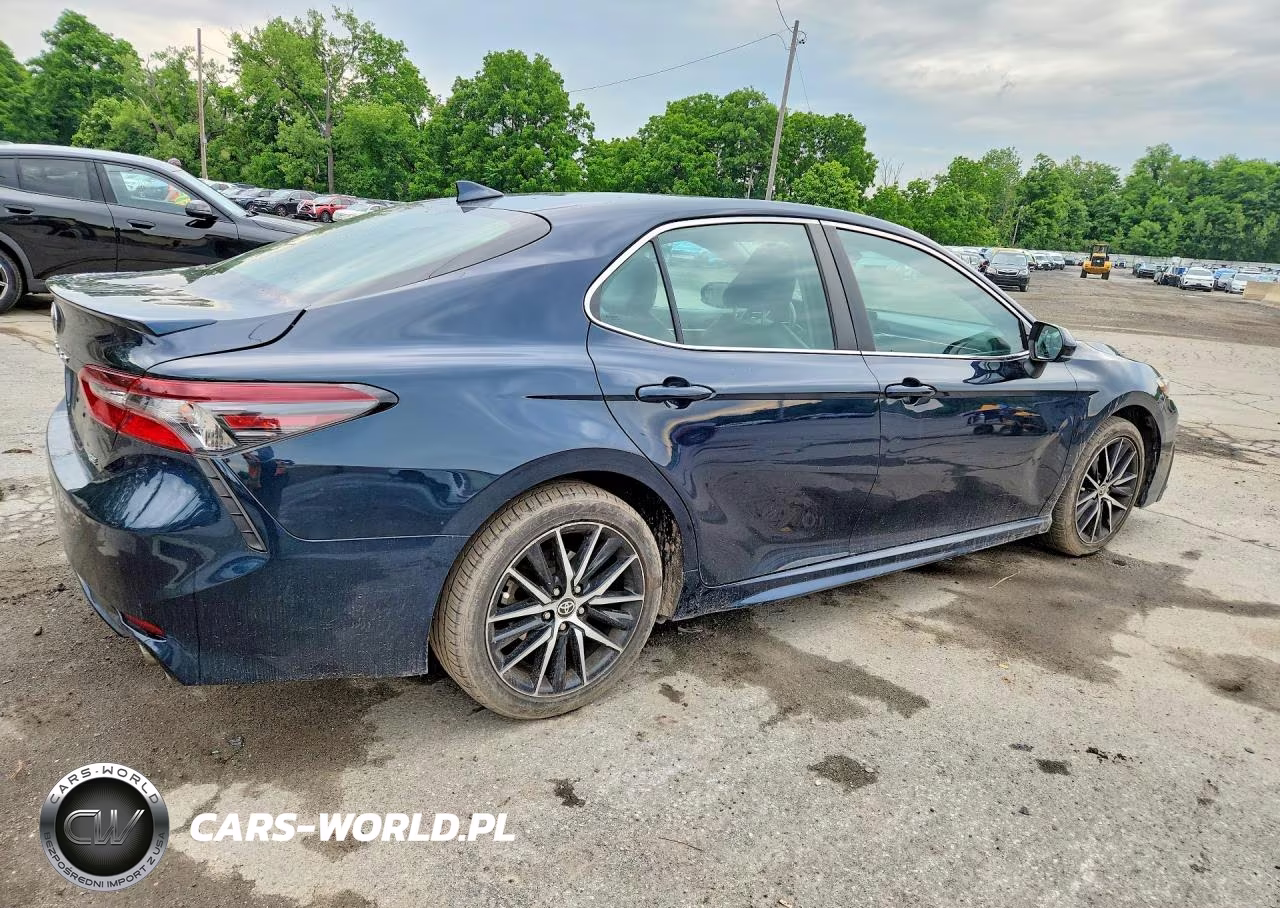 2021 Toyota Camry Se VIN:4T1G11AK2MU486242 - 3