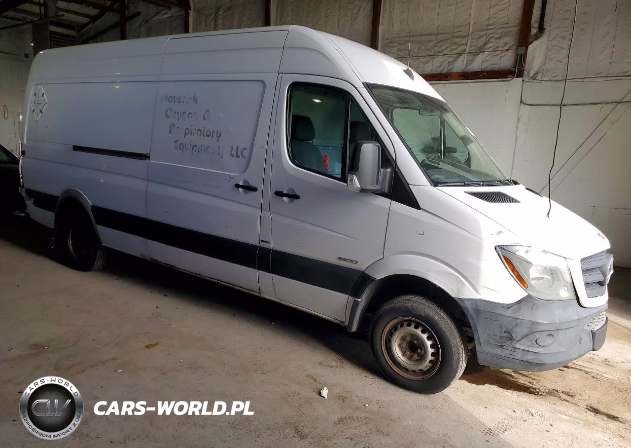 2015 Mercedes Benz Sprinter 3500 Delivery Van VIN:WD3PF4DC9FP138106 - 4