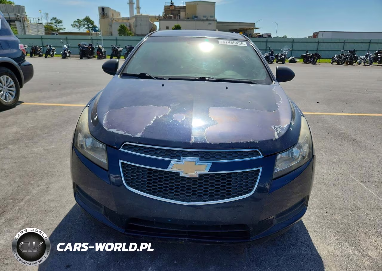 2011 Chevrolet Cruze Ls VIN:1G1PC5SH7B7118376 - 5