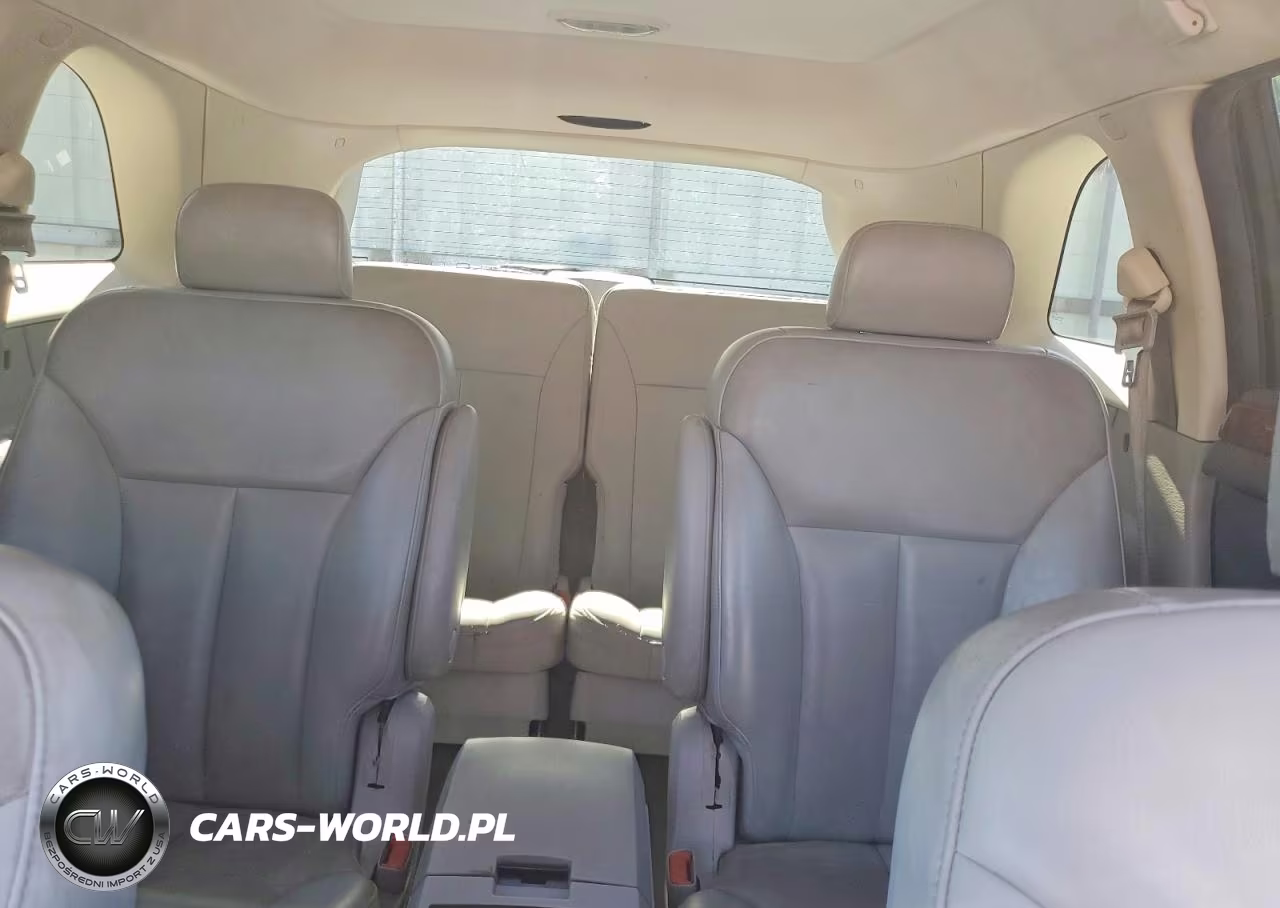 2007 Chrysler Pacifica Touring VIN:2A8GM68X77R300618 - 10