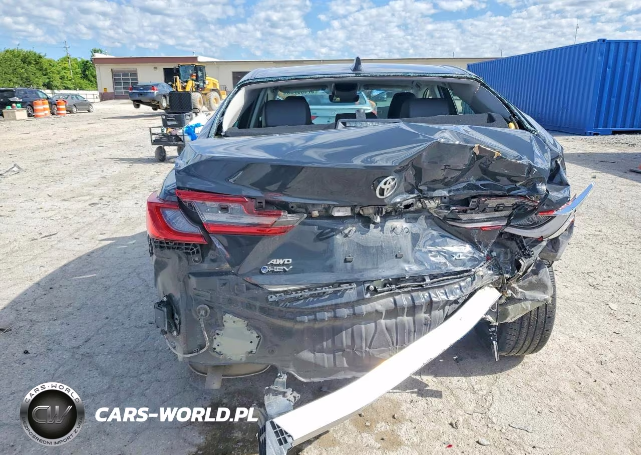 2026 Toyota Camry Xle VIN:4T1DBADK2TU050498 - 6