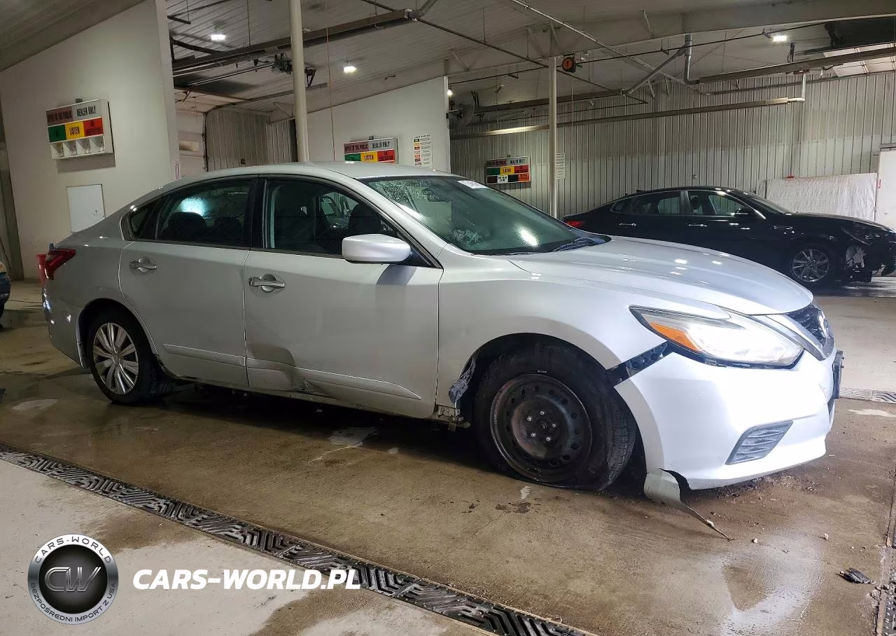 2018 Nissan Altima 2.5 S VIN:1N4AL3AP9JC208795 - 4