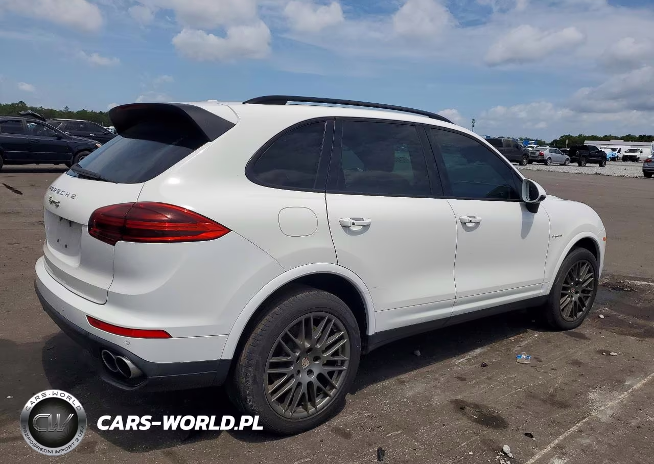 2017 Porsche Cayenne Se Hybrid Platinum VIN:WP1AE2A22HLA74286 - 3