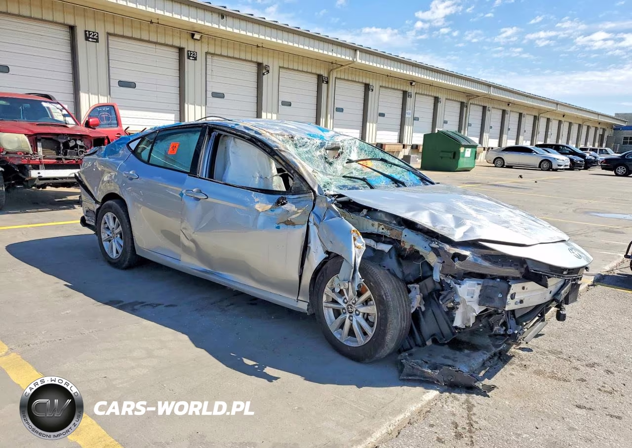 2025 Toyota Camry Le VIN:4T1DAACK6SU595395 - 4