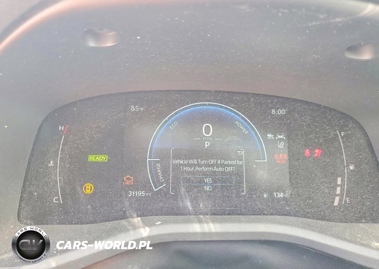 2025 Toyota Camry Le VIN:4T1DAACK6SU595395 - 9