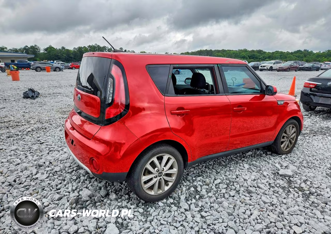 2018 Kia Soul + VIN:KNDJP3A5XJ7603445 - 3