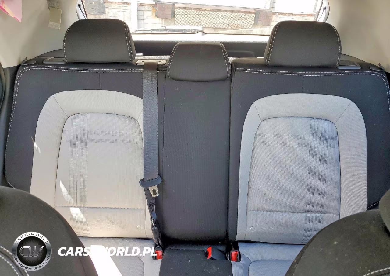 2026 Hyundai Venue Sel VIN:KMHRC8A33TU436016 - 10