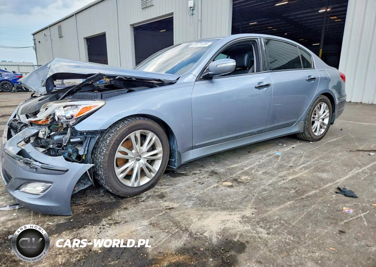 2013 Hyundai Genesis 3.8L – zdjęcie 1 z 12
