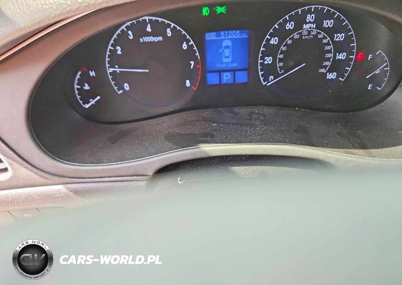 2013 Hyundai Genesis 3.8L VIN:KMHGC4DD5DU255358 - 9