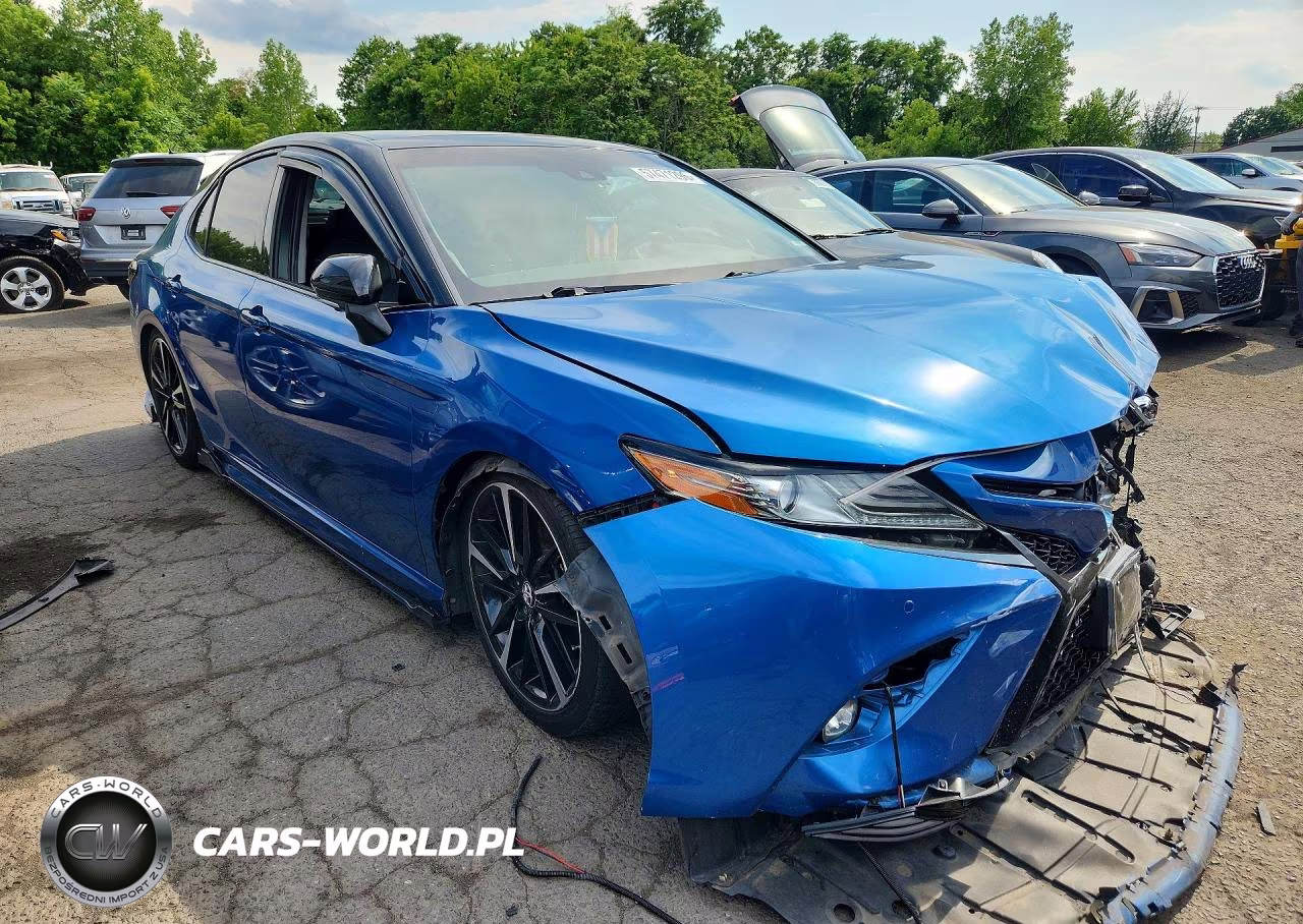 2018 Toyota Camry Xse V6 VIN:4T1BZ1HK1JU001139 - 4