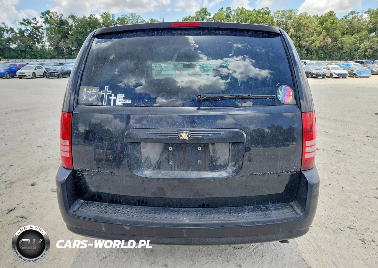 2010 Chrysler Town & Country Lx VIN:2A4RR4DE8AR347099 - 6