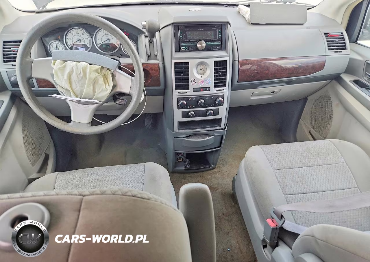 2010 Chrysler Town & Country Lx VIN:2A4RR4DE8AR347099 - 8