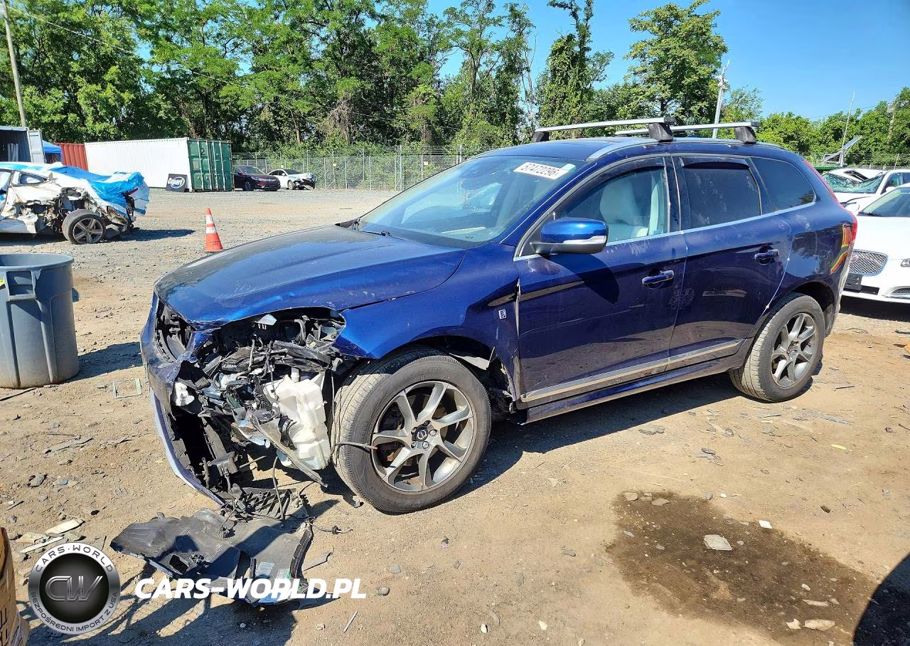 2015 Volvo Xc60 T6 Platinum – zdjęcie 1 z 13