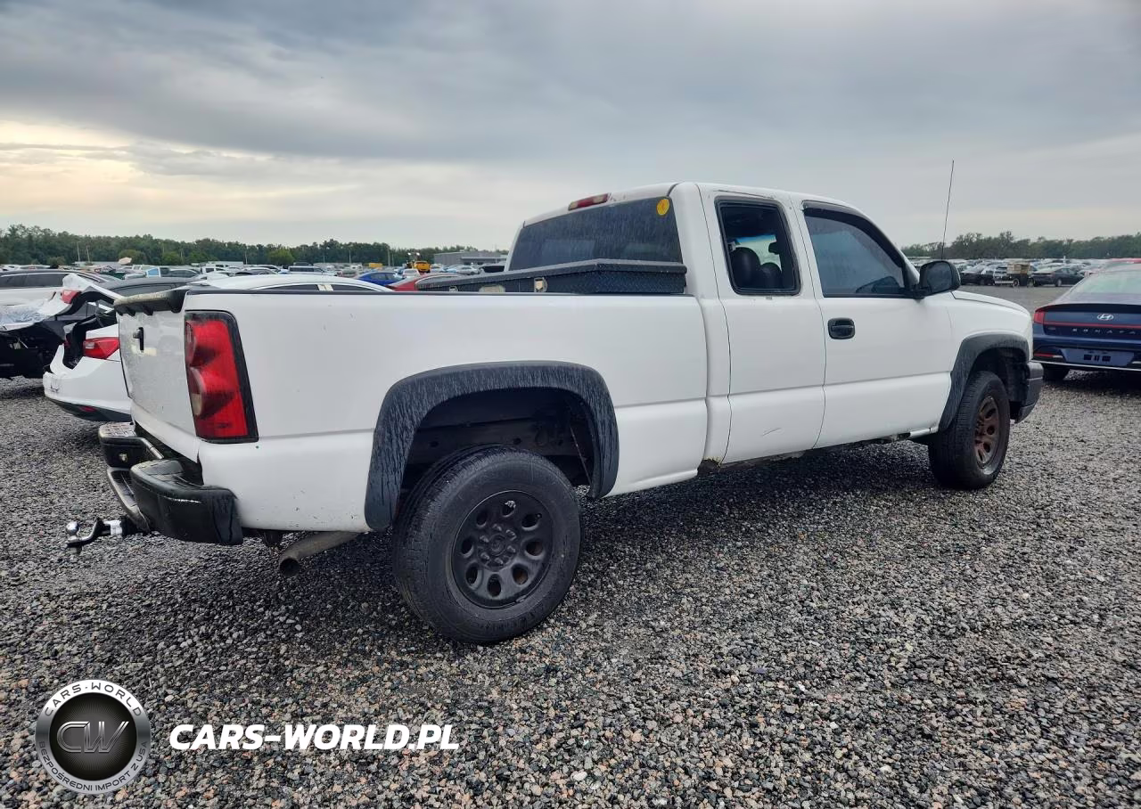 2004 Chevrolet Silverado K1500 VIN:2GCEK19T641199147 - 3