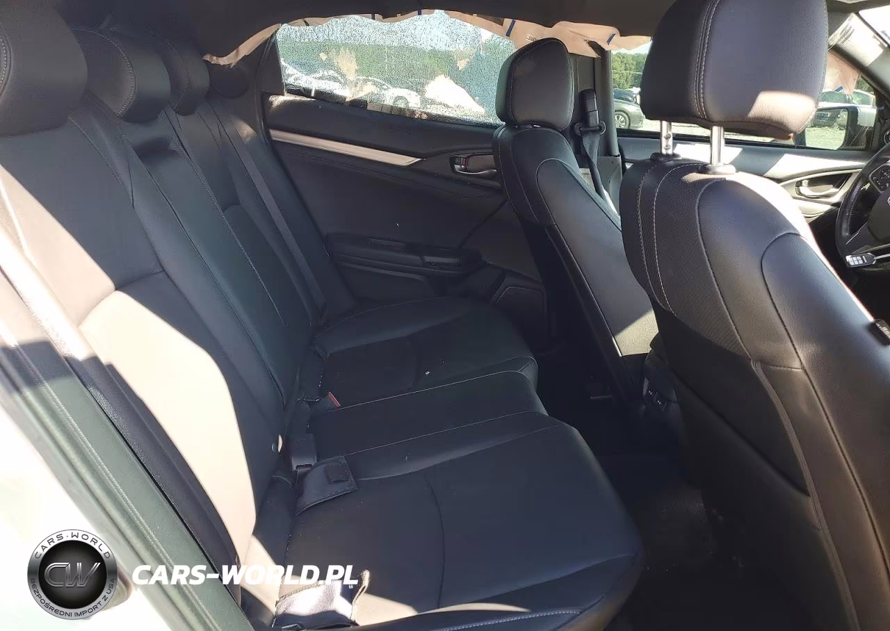2018 Honda Civic Sport Touring VIN:SHHFK7H92JU238479 - 10
