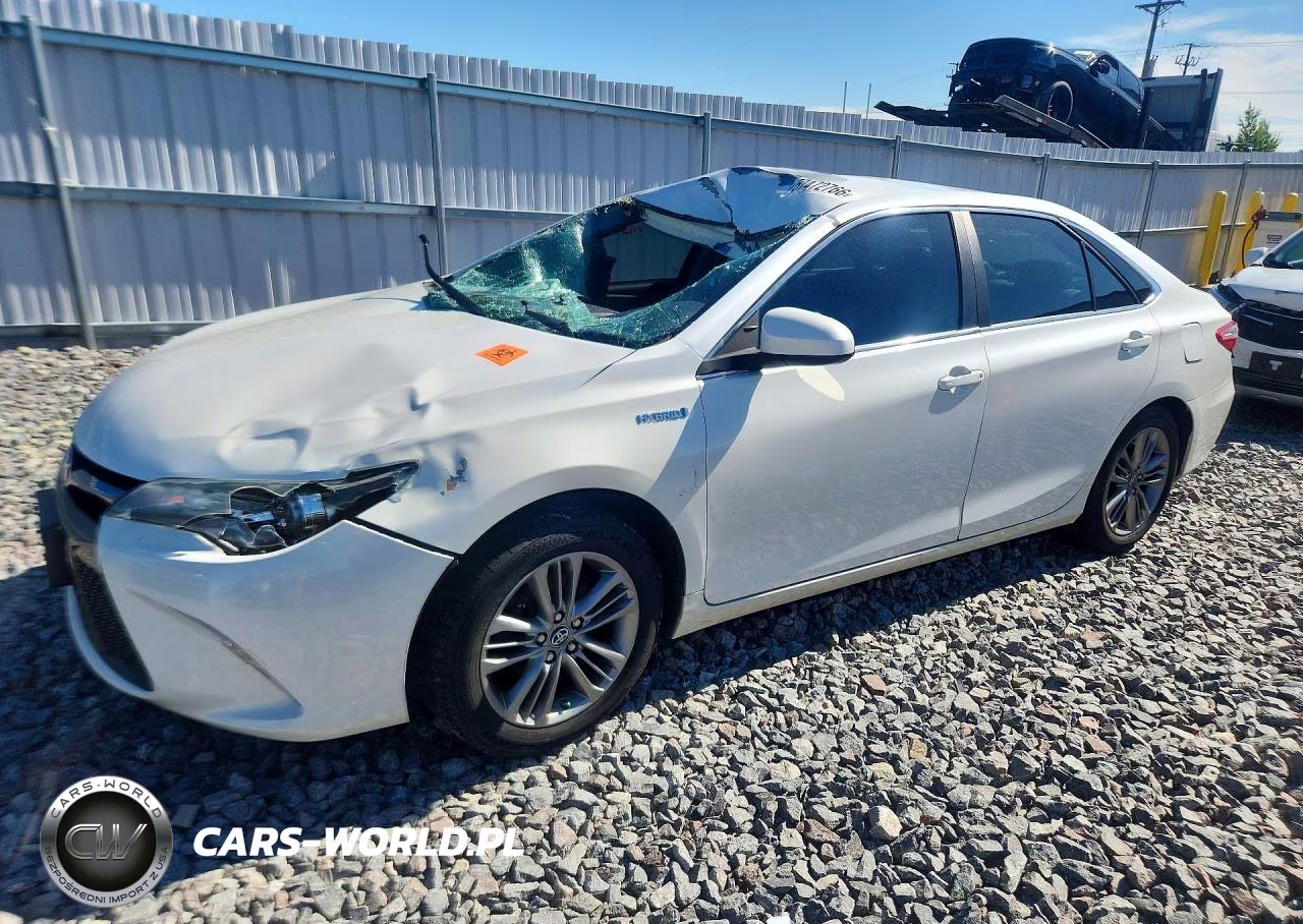 2016 Toyota Camry Hybrid Se – zdjęcie 1 z 12