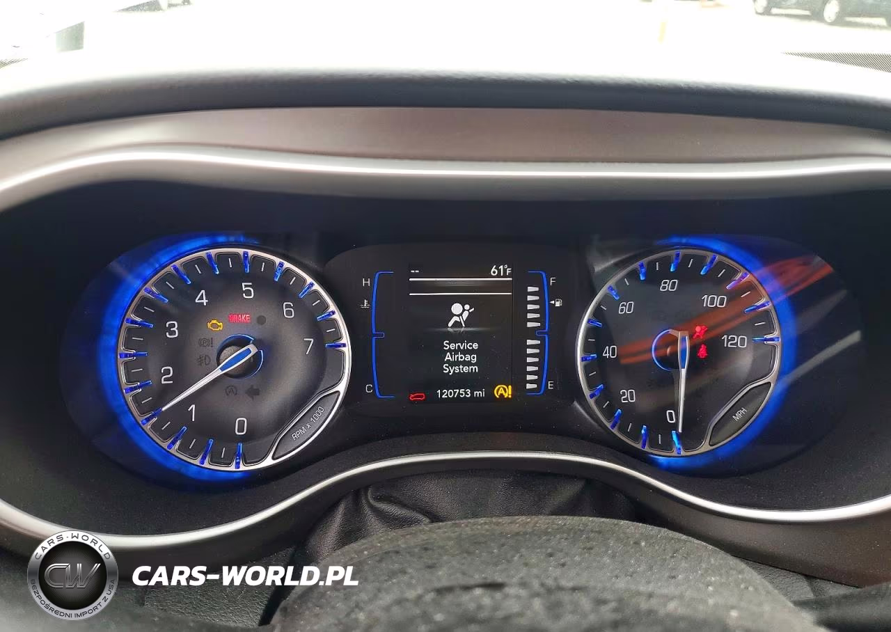 2020 Chrysler Pacifica Touring L VIN:2C4RC1BG6LR284825 - 9