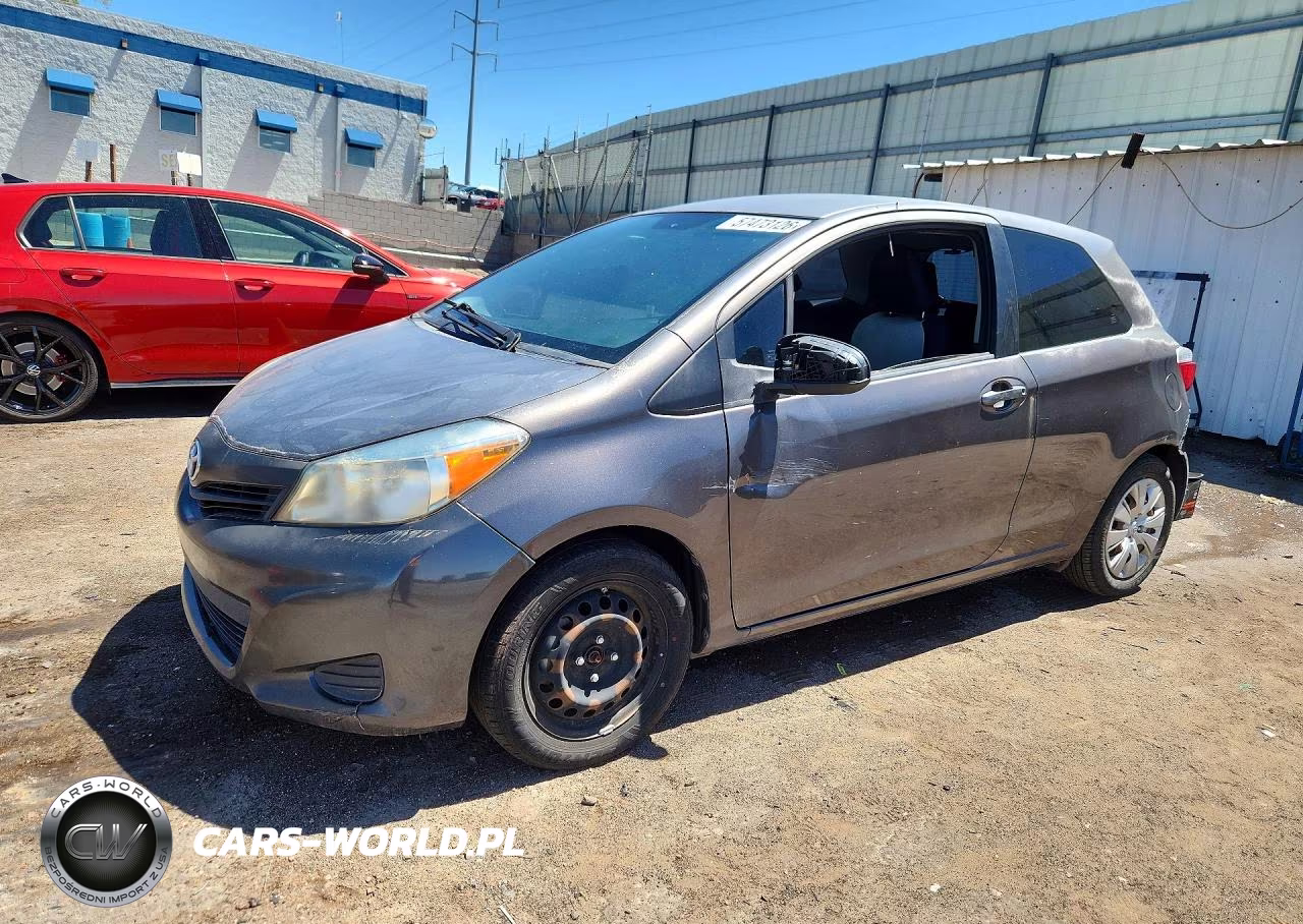 2012 Toyota Yaris 3-Door L – zdjęcie 1 z 12