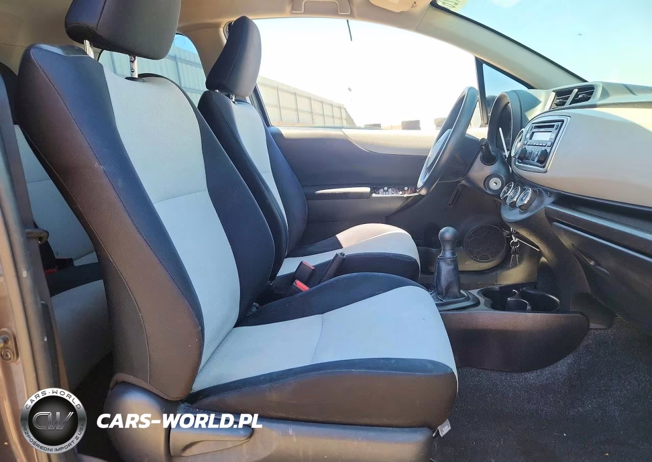 2012 Toyota Yaris 3-Door L VIN:JTDJTUD30CD532255 - 10