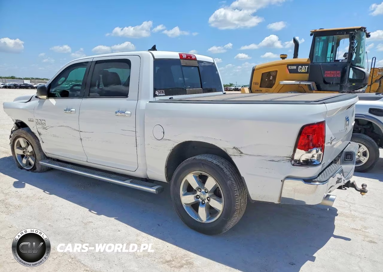 2015 Ram 1500 VIN:1C6RR7LT7FS767893 - 2