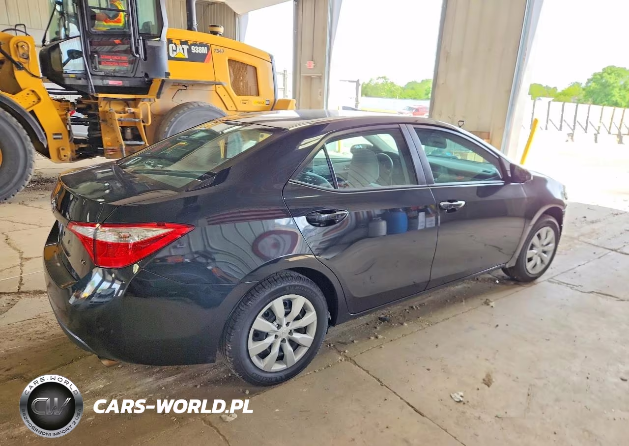 2014 Toyota Corolla Le VIN:5YFBURHEXEP146517 - 3