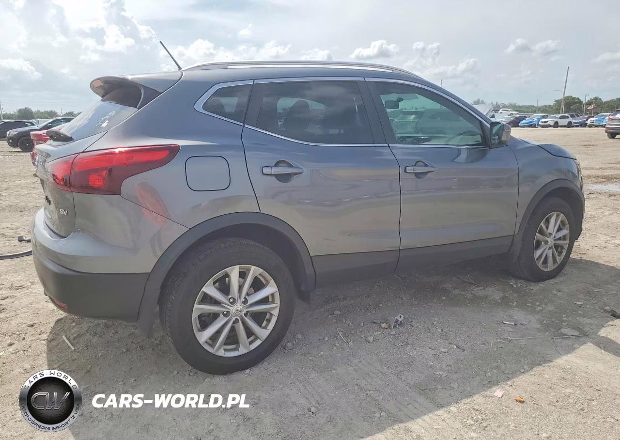 2018 Nissan Rogue Sport Sv VIN:JN1BJ1CP0JW107765 - 3