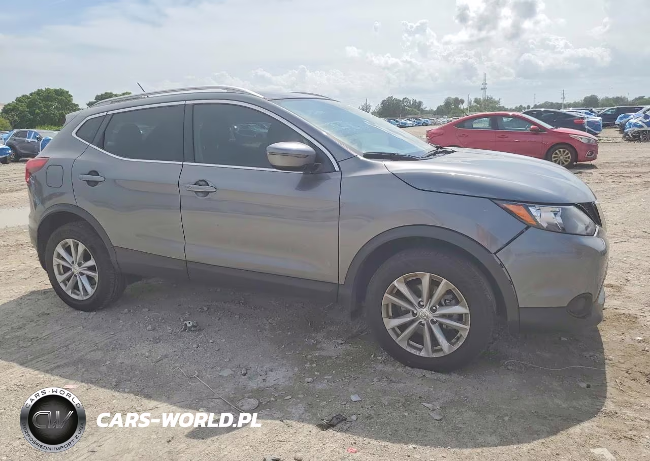 2018 Nissan Rogue Sport Sv VIN:JN1BJ1CP0JW107765 - 4