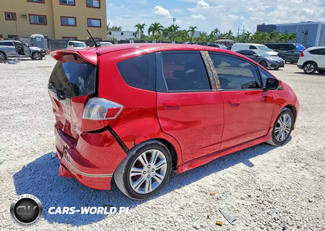 2009 Honda Fit Sport VIN:JHMGE88679S058453 - 3