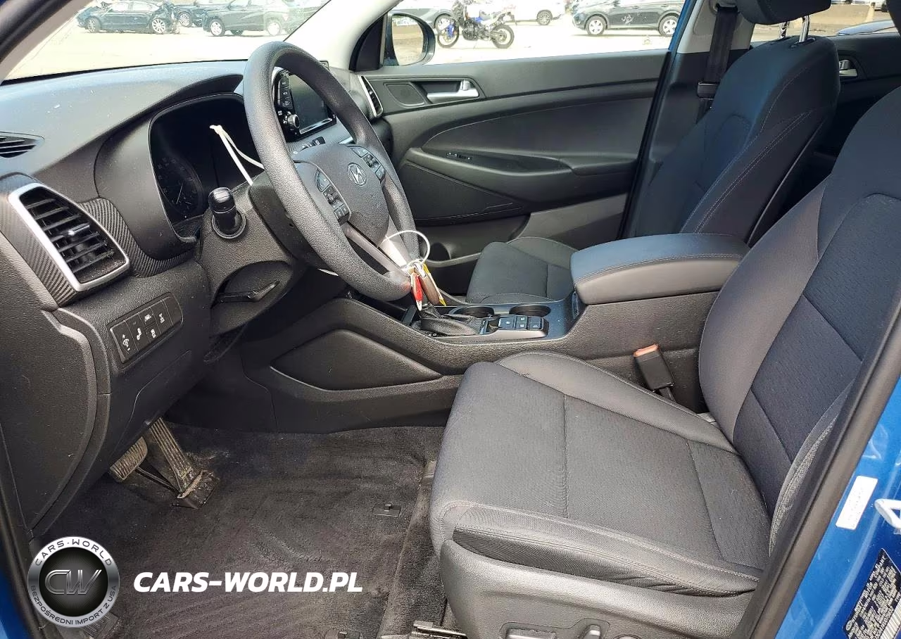 2019 Hyundai Tucson Value VIN:KM8J3CA41KU075652 - 7