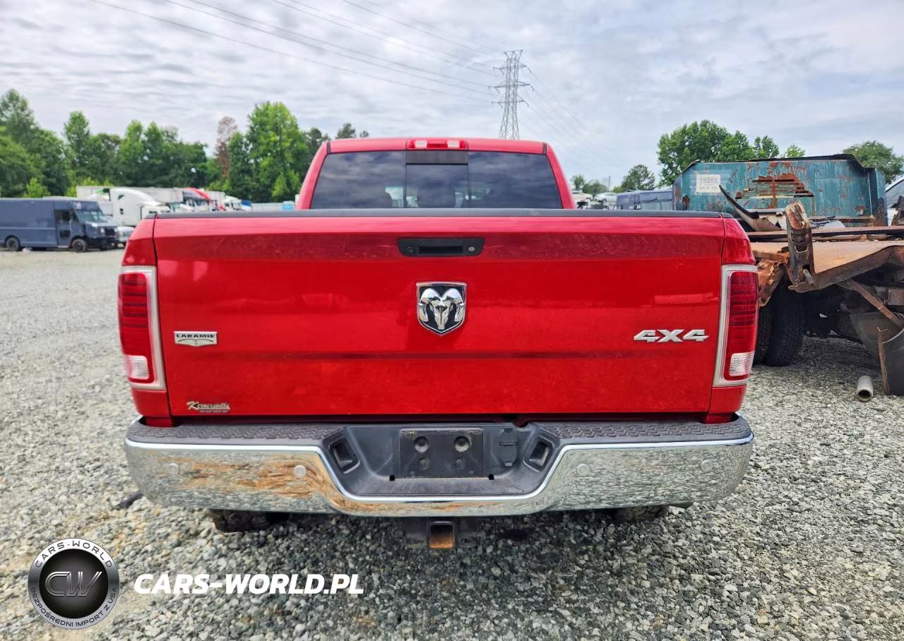 2017 Ram 3500 Laramie VIN:3C63R3ML7HG736733 - 6