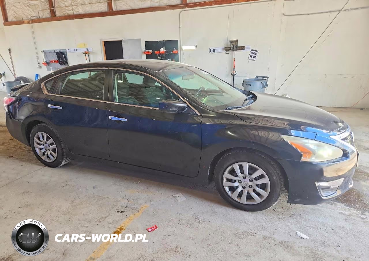 2014 Nissan Altima 2.5 S VIN:1N4AL3AP0EC159427 - 4